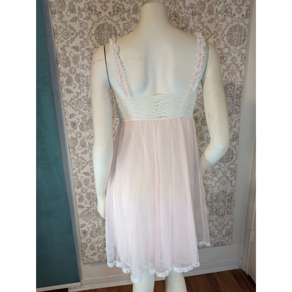 Vintage Olga Pastel Babydoll Ivory Lace & Pastel Pink… Gem